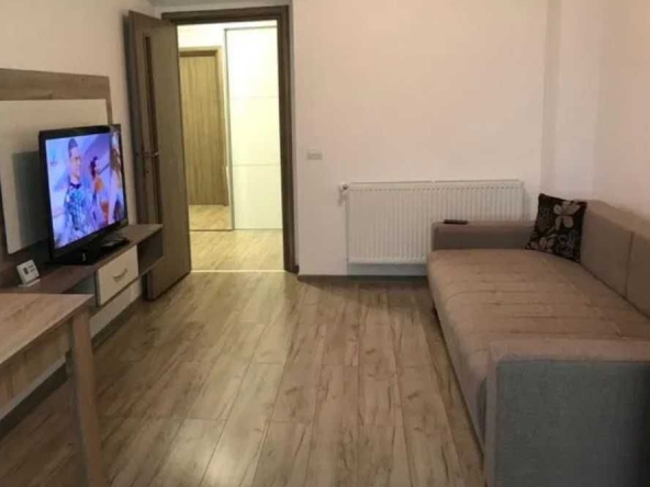 Дава се под наем Двустаен апартамент в Пловдив, Изгрев - 65 кв.м за 382.5 € - Снимка #1