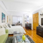 Дава се под наем Едностаен апартамент в Пловдив, Център - 37 кв.м за 178.5 € - Снимка #1