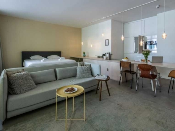 Дава се под наем Едностаен апартамент в Пловдив, Прослав - 45 кв.м за 168.3 € - Снимка #1