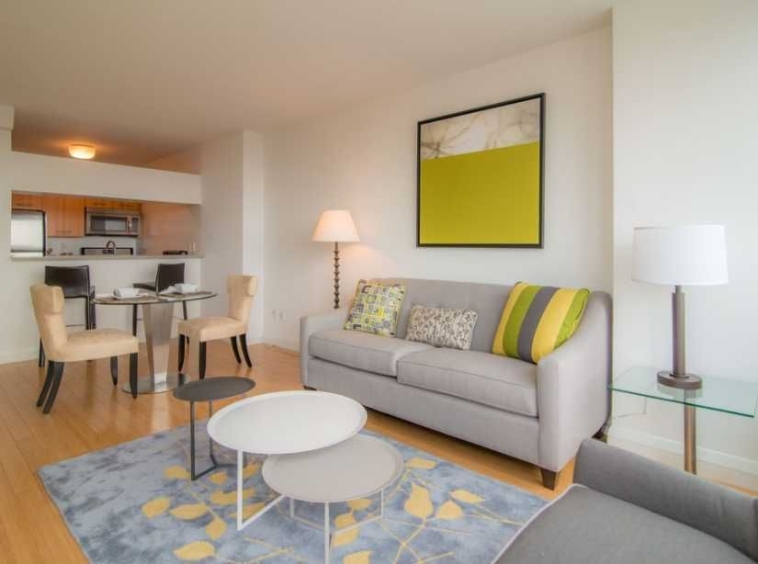 Дава се под наем Едностаен апартамент в Пловдив, Въстанически - 40 кв.м за 198.9 € - Снимка #1