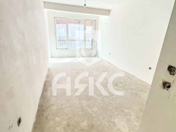 Едностаен апартамент в София, Люлин - център - 30 кв.м за 2567 €/кв.м - Снимка #1