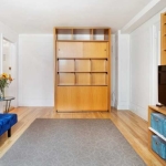 Дава се под наем Едностаен апартамент в Пловдив, Център - 15 кв.м за 188.7 € - Снимка #1