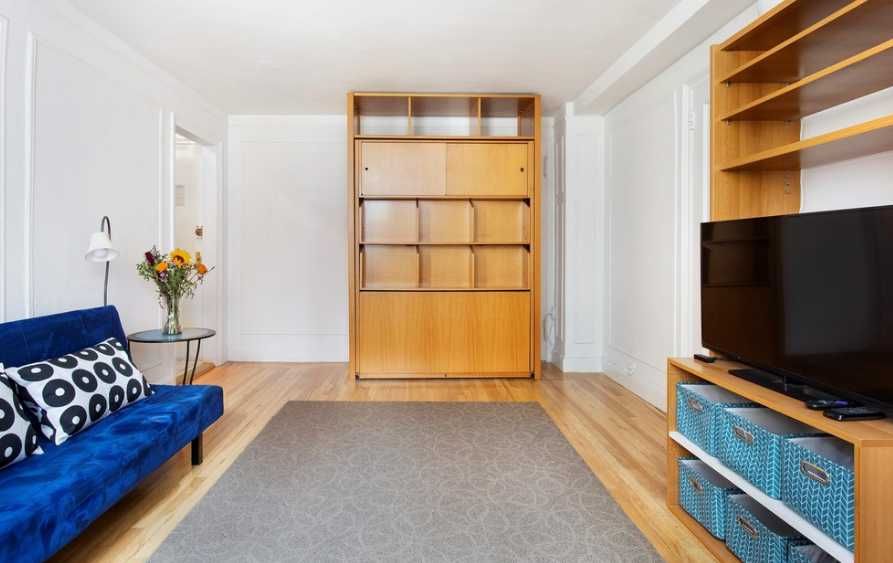 Дава се под наем Едностаен апартамент в Пловдив, Център - 15 кв.м за 188.7 € - Снимка #1