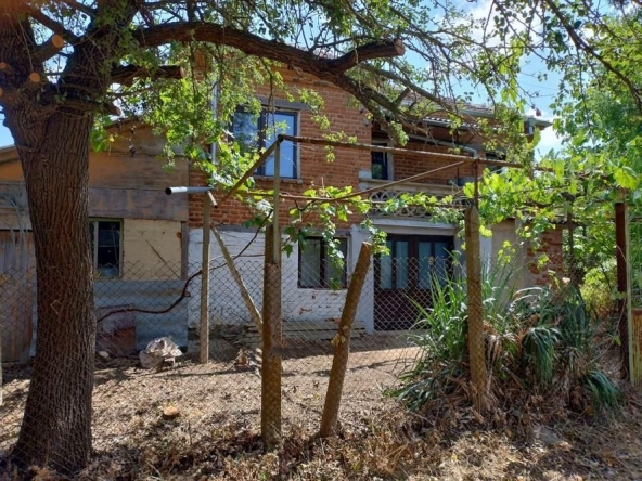 Къща в Бургас, Център - 106 кв.м за 161 €/кв.м - Снимка #1