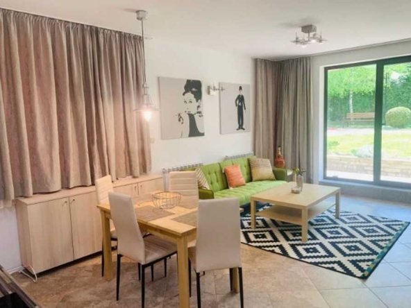 Дава се под наем Двустаен апартамент в София, Симеоново - 80 кв.м за 899 € - Снимка #1