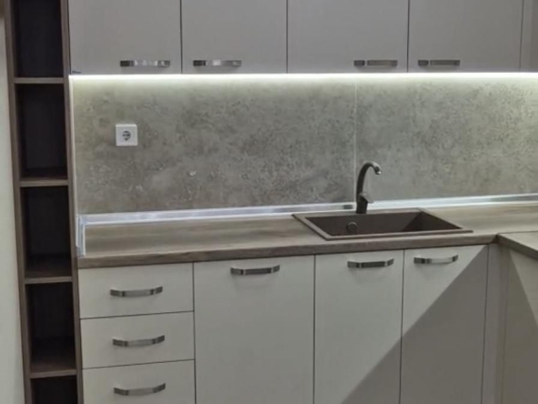 Дава се под наем Двустаен апартамент в Пловдив, Кършияка - 73 кв.м за 500 € - Снимка #1