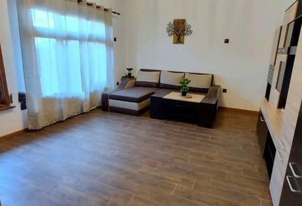 Дава се под наем Къща в София, Горубляне - 85 кв.м за 1495.83 € - Снимка #1