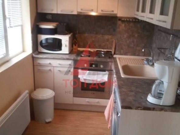 Дава се под наем Тристаен апартамент в Варна, Базар Левски - 80 кв.м за 510 € - Снимка #1