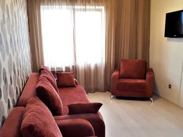 Дава се под наем Двустаен апартамент в Пловдив, Тракия - 65 кв.м за 204 € - Снимка #1