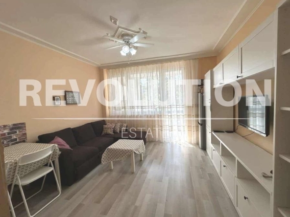 Дава се под наем Тристаен апартамент в Варна, Център - 62 кв.м за 500 € - Снимка #1