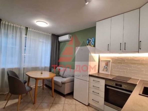 Дава се под наем Тристаен апартамент в Варна, Лятно кино Тракия - 72 кв.м за 714 € - Снимка #1