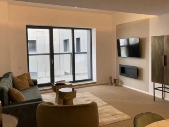 Дава се под наем Двустаен апартамент в Пловдив, Център - 60 кв.м за 270.3 € - Снимка #1
