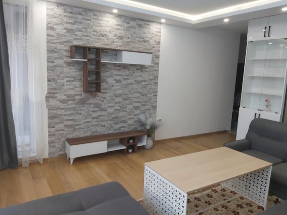 Дава се под наем Двустаен апартамент в София, Връбница 2 - 65 кв.м за 750 € - Снимка #1