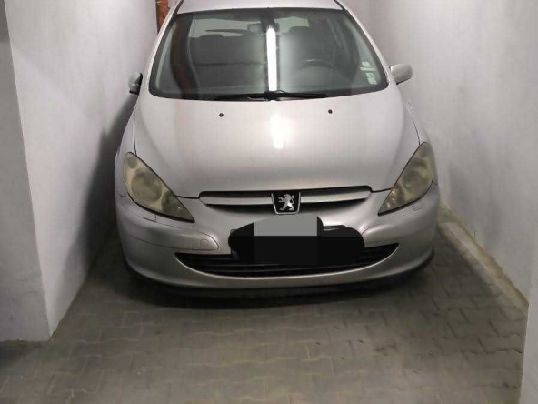 Дава се под наем Гараж / Паркомясто в София, Редута - 15 кв.м за 153 € - Снимка #1