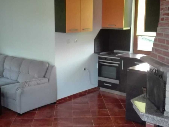 Дава се под наем Къща в к.к. Слънчев бряг - 130 кв.м за 500 € - Снимка #1