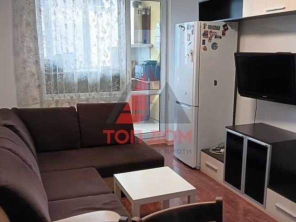 Дава се под наем Тристаен апартамент в Варна, Възраждане 1 - 70 кв.м за 459 € - Снимка #1