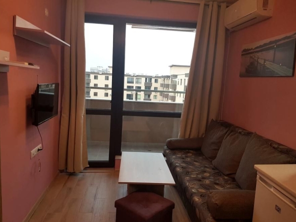 Дава се под наем Едностаен апартамент в Пловдив, Южен - 30 кв.м за 240 € - Снимка #1