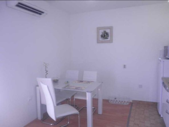 Дава се под наем Едностаен апартамент в Пловдив, Каменица 2 - 40 кв.м за 173.4 € - Снимка #1