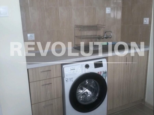 Дава се под наем Едностаен апартамент в Варна, Лятно кино Тракия - 40 кв.м за 325 € - Снимка #1