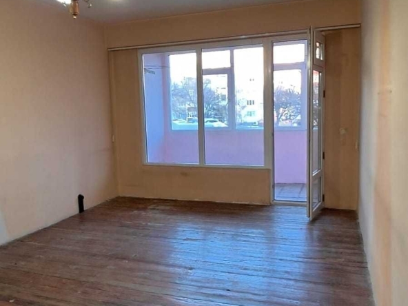 Тристаен апартамент в Благоевград, Ален мак - 60 кв.м за 561 €/кв.м - Снимка #1