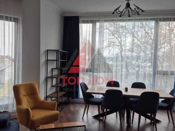 Дава се под наем Двустаен апартамент в Варна, Център - 100 кв.м за 1320 € - Снимка #1