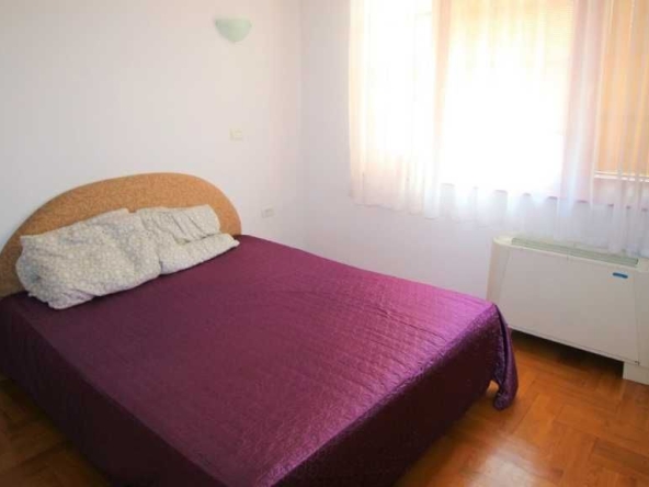 Дава се под наем Четиристаен апартамент в Пловдив, Централна гара - 123 кв.м за 321.3 € - Снимка #1