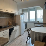 Дава се под наем Тристаен апартамент в София, Гео Милев - 90 кв.м за 663 € - Снимка #1