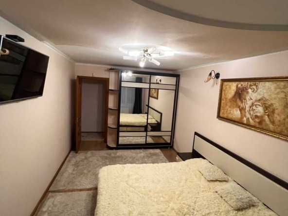 Дава се под наем Двустаен апартамент в София, Дружба 2 - 76 кв.м за 400 € - Снимка #1