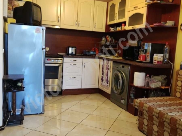 Тристаен апартамент в Велико Търново, Център - 84 кв.м за 1512 €/кв.м - Снимка #1