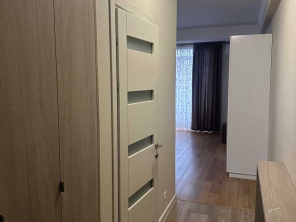 Дава се под наем Едностаен апартамент в София, Сердика - 43 кв.м за 350 € - Снимка #1