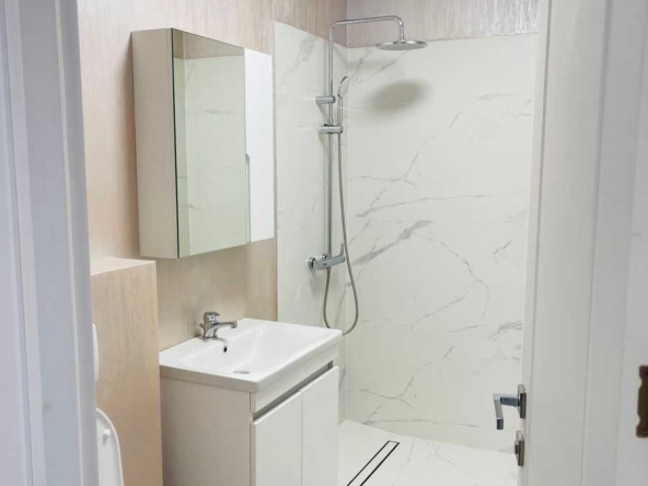 Дава се под наем Двустаен апартамент в София, Младост 1 - 46 кв.м за 375 € - Снимка #1