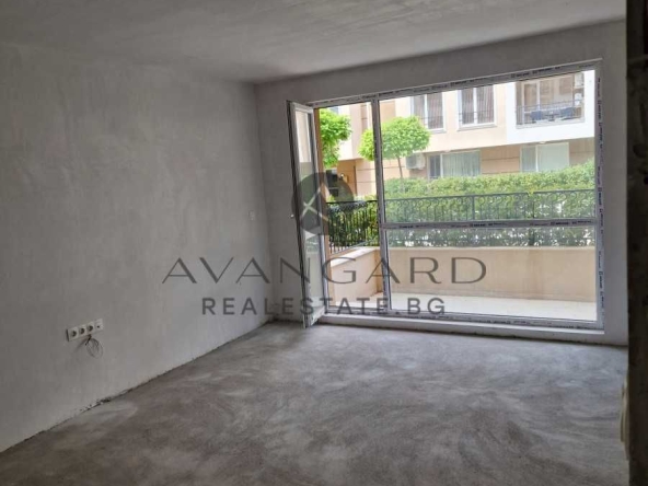 Двустаен апартамент в Пловдив, Остромила - 87 кв.м за 1466 €/кв.м - Снимка #1