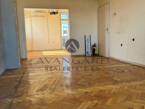 Тристаен апартамент в Пловдив, Кючук Париж - 104 кв.м за 1540 €/кв.м - Снимка #1