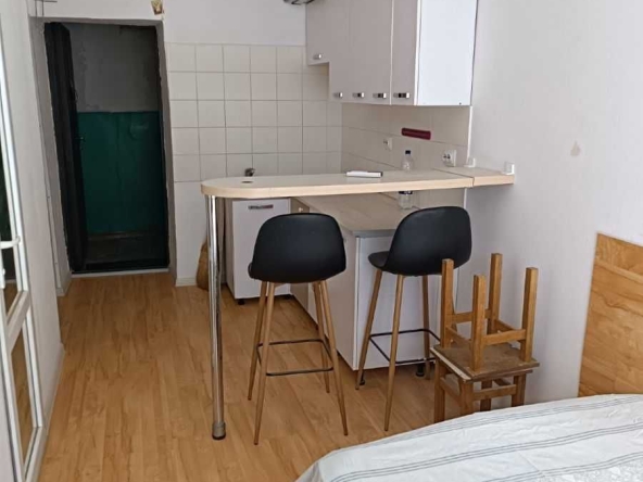 Дава се под наем  в София, Център - 20 кв.м за 200 € - Снимка #1