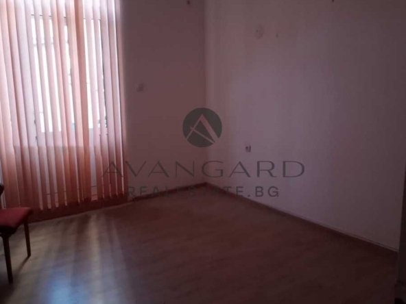 Къща в Пловдив, Център - 255 кв.м за 1118 €/кв.м - Снимка #1