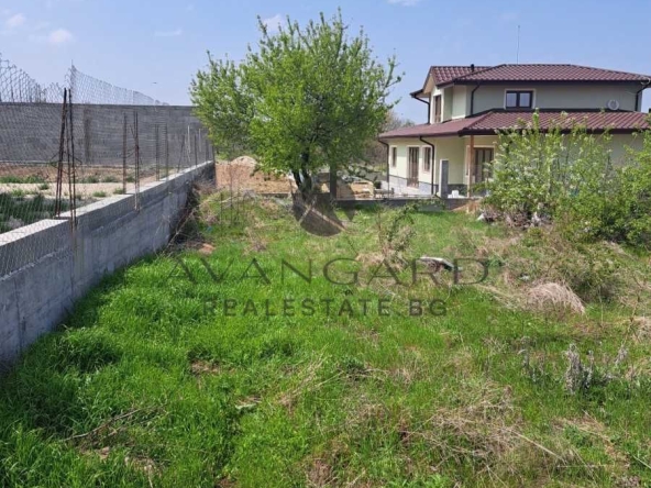 Парцел в с. Брестник, Област Пловдив - 544 кв.м за 102 €/кв.м - Снимка #1