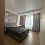 Дава се под наем Тристаен апартамент в София, Център - 96 кв.м за 475 € - Снимка #1