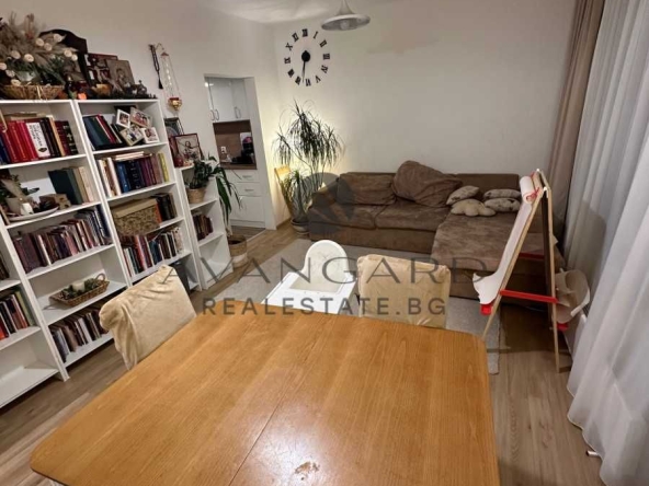 Тристаен апартамент в Пловдив, Тракия - 78 кв.м за 2116 €/кв.м - Снимка #1