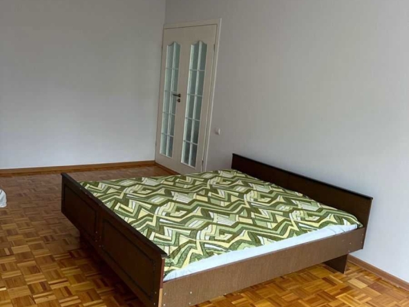 Дава се под наем Тристаен апартамент в София, Сухата река - 98 кв.м за 500 € - Снимка #1