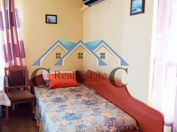 Дава се под наем Двустаен апартамент в к.к. Св.Св. Константин и Елена - 70 кв.м за 408.51 € - Снимка #1