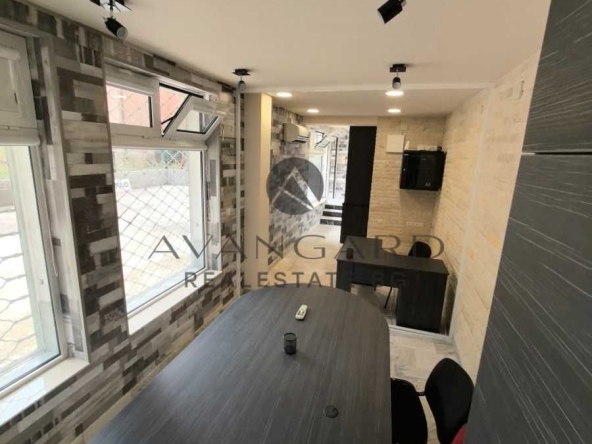 Офис в Пловдив, Център - 38 кв.м за 1013 €/кв.м - Снимка #1