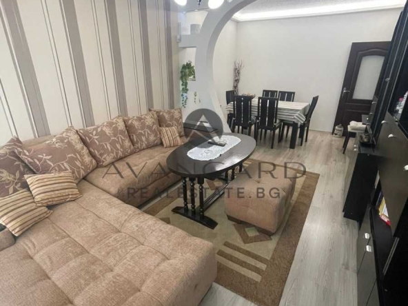 Тристаен апартамент в Пловдив, Кючук Париж - 86 кв.м за 877 €/кв.м - Снимка #1