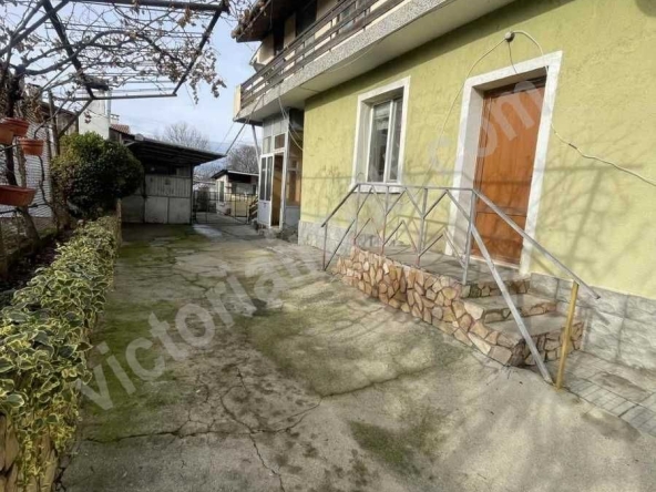 Къща в с. Шемшево, Област Велико Търново - 100 кв.м за 1000 €/кв.м - Снимка #1