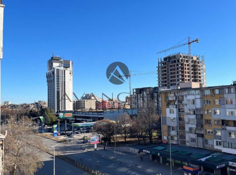 Двустаен апартамент в Пловдив, Кършияка - 70 кв.м за 1358 €/кв.м - Снимка #1