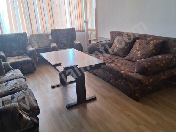 Тристаен апартамент в Велико Търново, Колю Фичето - 75 кв.м за 1580 €/кв.м - Снимка #1
