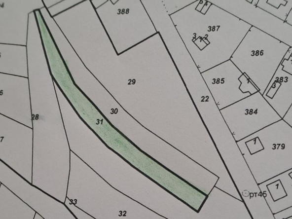 Земеделски имот в с. Извор, Област София-област -  кв.м за 11 €/дка - Снимка #1