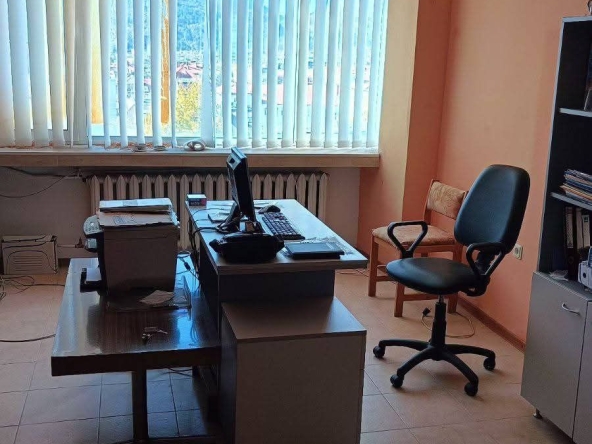Офис в Сливен, Център - 18 кв.м за 723 €/кв.м - Снимка #1
