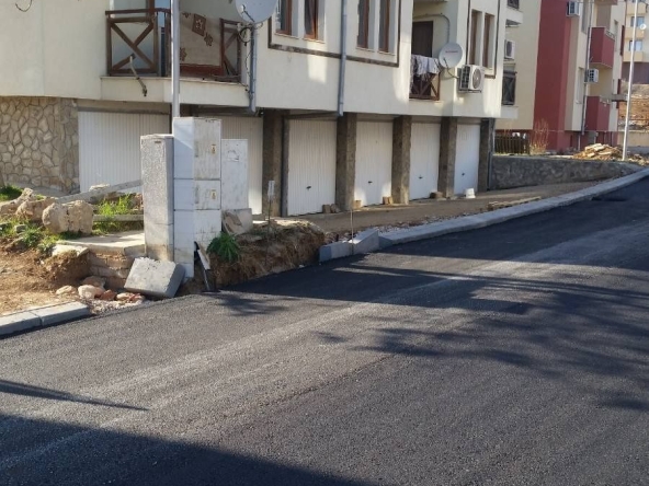 Дава се под наем Четиристаен апартамент в Благоевград, Освобождение - 100 кв.м за 51 € - Снимка #1