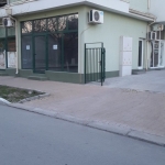 Дава се под наем Магазин в Нова Загора - 40 кв.м за 178.5 € - Снимка #1