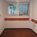 Дава се под наем Офис в Бургас, Център - 20 кв.м за 178.5 € - Снимка #1